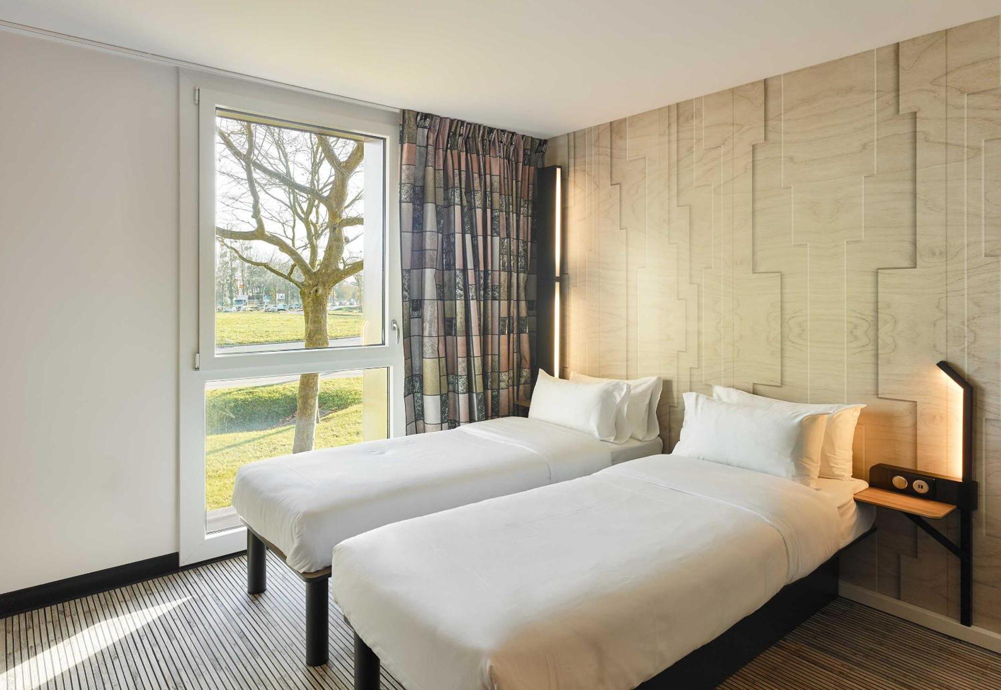 B&B Hotel Marne-La-Vallee Val D'Europe Serris Exterior photo
